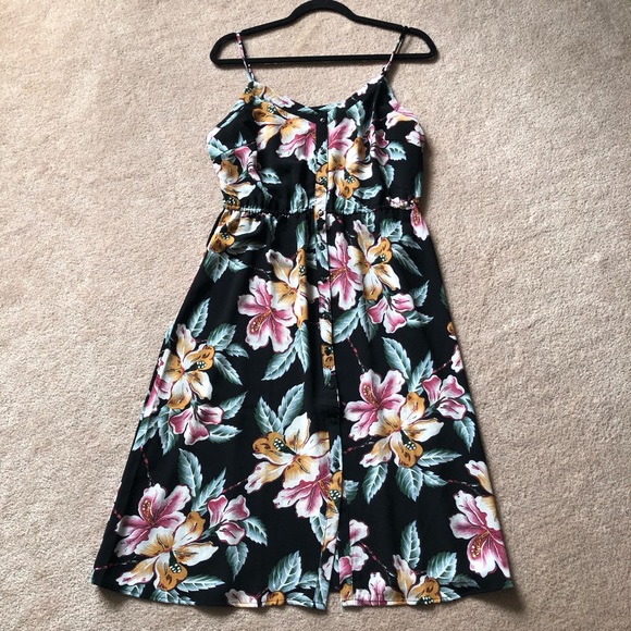 Vero Moda Floral Dress - Picture 2 of 4